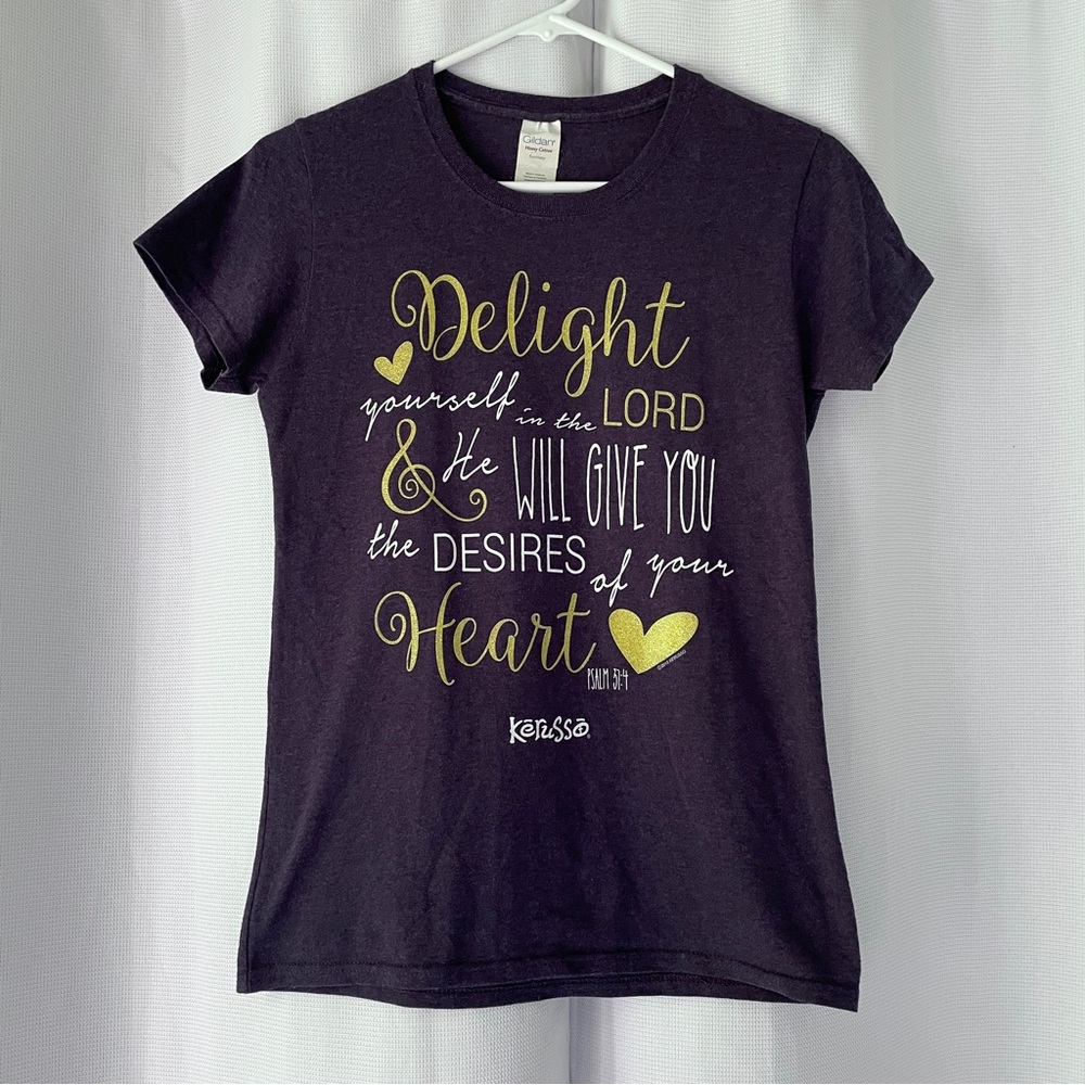 Kerusso Christian Navy Blue T-shirt Delight Psalm 37:4 Women’s Size Small Gildan
